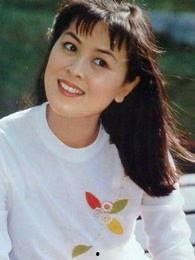 演员陈肖依资料,影视新星闪耀荧屏，演绎人生百态